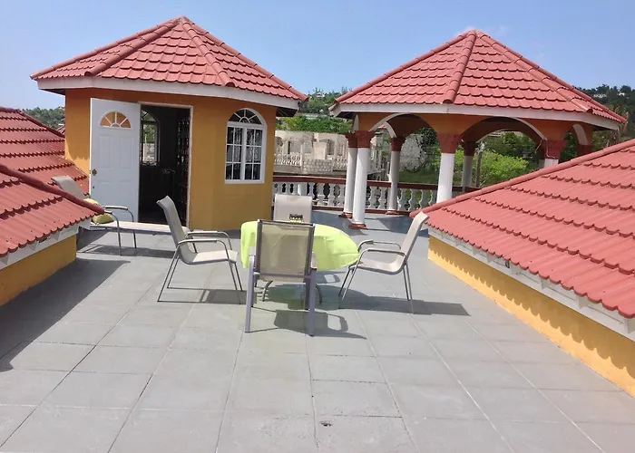 Pensión Cazwin Montego Bay