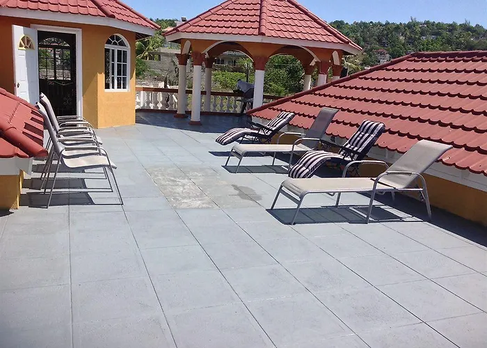 Cazwin 3* Montego Bay