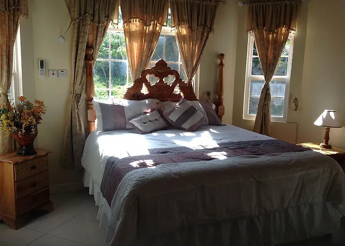 Cazwin Pensión Montego Bay
