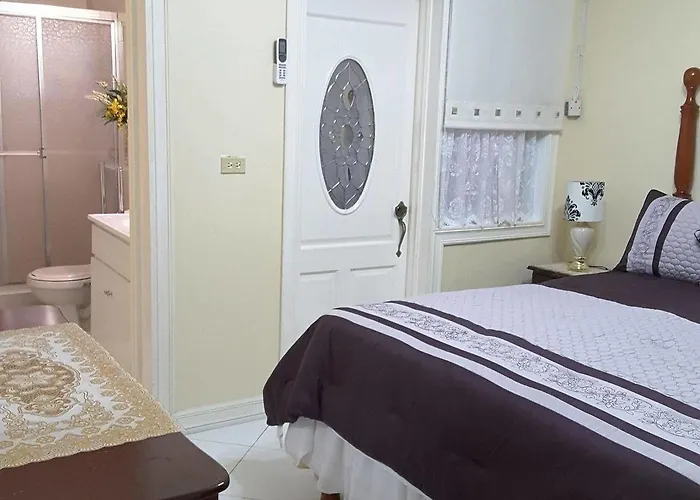 Cazwin Montego Bay